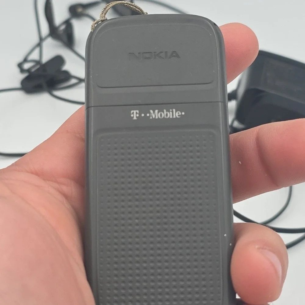 Nokia Cell Phone Model 1208 T-Mobile With Charger And Ear Buds
